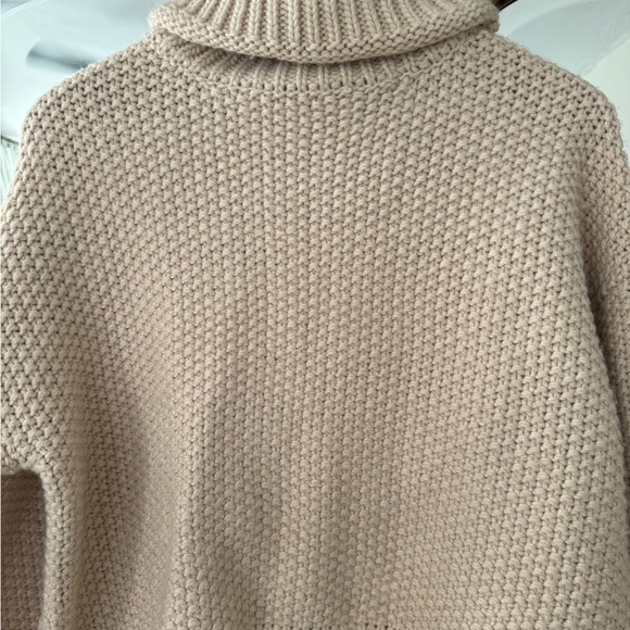 SOLAÍ the label turtleneck - Picture 2 of 5